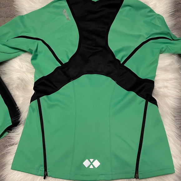 Gore Running Wear Windstopper jacket - Picture 5 of 12